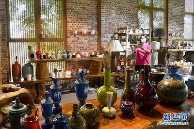 李林豪:青年返鄉(xiāng)創(chuàng)業(yè) 陶瓷工藝品遠(yuǎn)銷(xiāo)海外